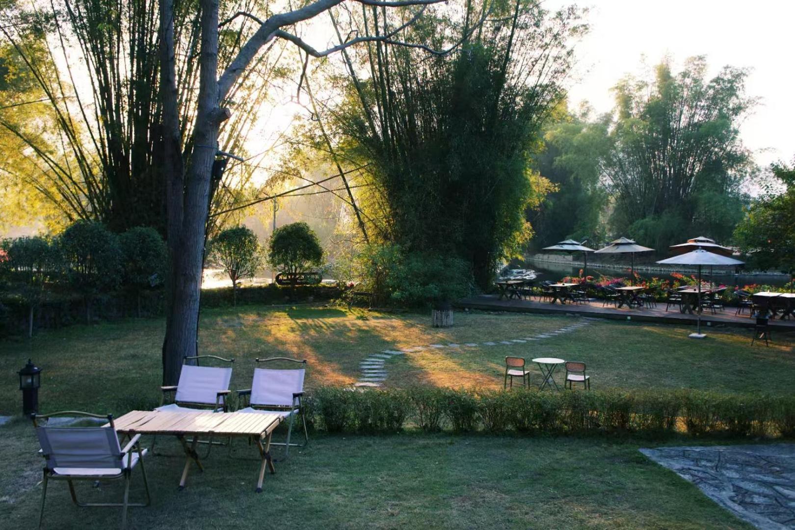 Moondance Boutique Resort Янгшуо Екстериор снимка